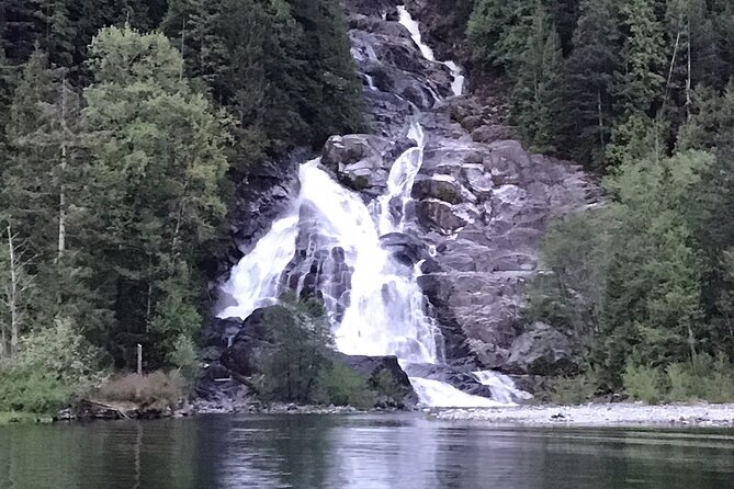 2 Hour Chartered Boat Tour from Deep Cove North Vancouver - Who Should Book This Indian Arm Boat Tour, and Who Might Pass