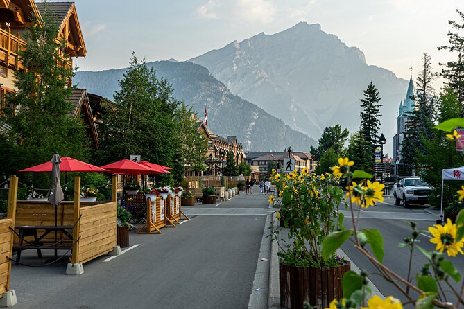 4-Day Canadian Rockies & Banff Classic Summer Tour - The feel of this tour: a lot of Rockies in a tight 4 days