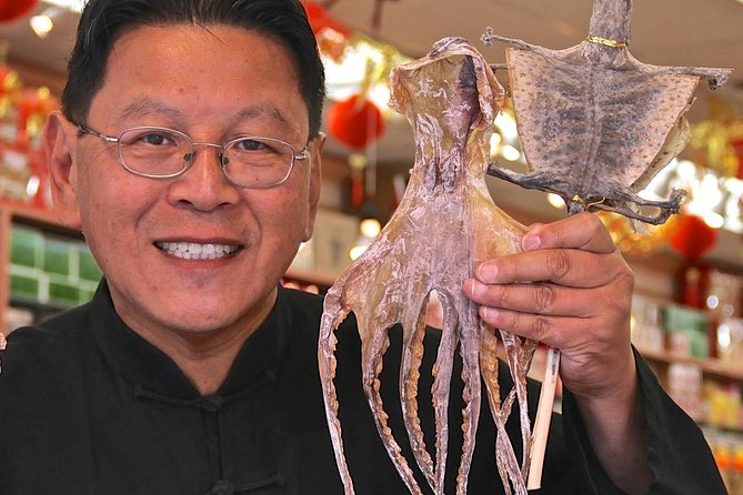 A Wok Around Chinatown: Culinary and Cultural Walking Tour Led by a Chef - Why this walking tour feels like a chef-led conversation