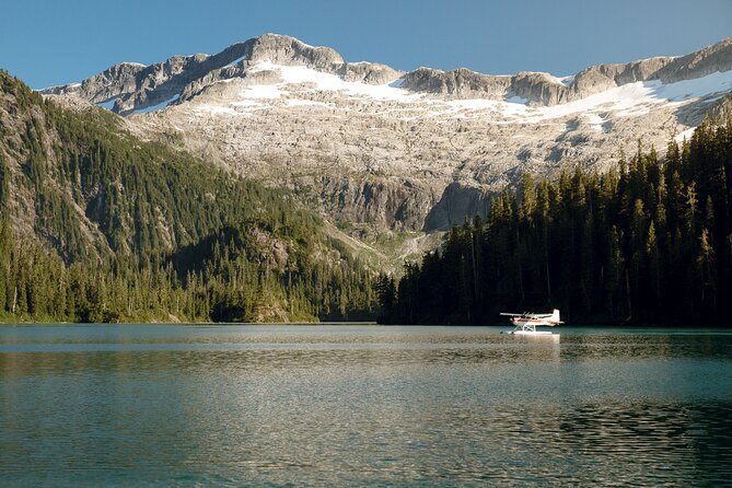 Alpine Lake Flightseeing Experience from Squamish - Squamish Airport check-in, tiny group, and an easy start
