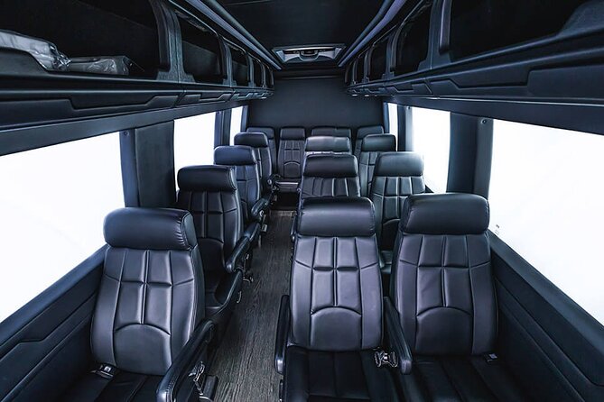 Arrival Private Transfer Vancouver YVR or Cruise Port to Vancouver by Minibus - Key things I’d pay attention to