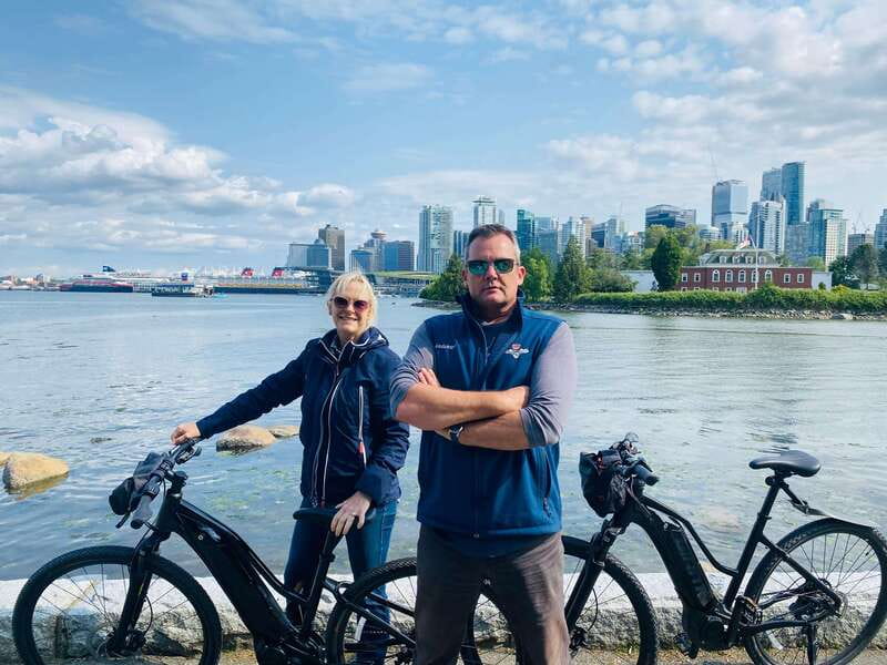 Bike and Hike Vancouver - The Beach Picnic Lunch: The Break That Makes the Day Work
