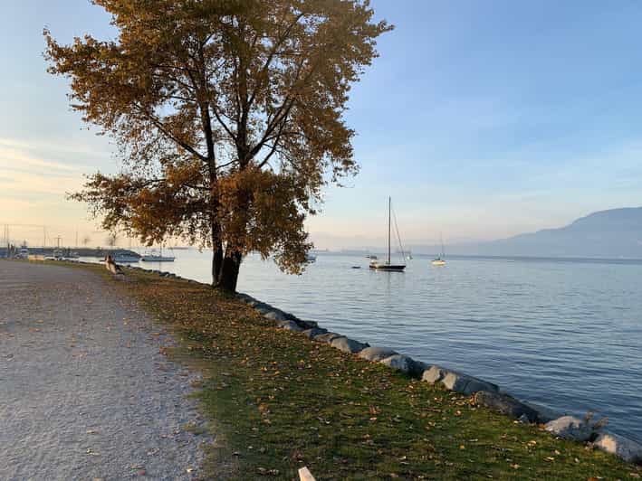 Bike and Hike Vancouver - The Short Hike After Lunch: A Good Finish for View-Seekers