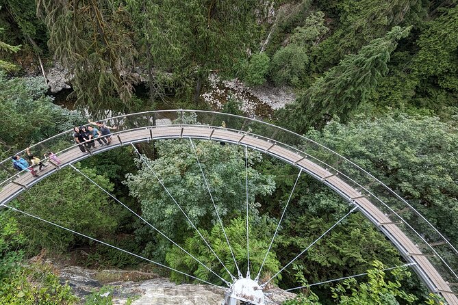 Capilano Suspension Bridge Canyon Lights & 4 Top highlights - The Guide Makes the Difference, Especially With Pacing