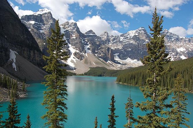 Circle West - Canadian Rockies Round Trip Bus Tour From Vancouver - What this Circle West route feels like in real time