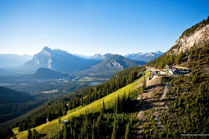 Circle West - Canadian Rockies Round Trip Bus Tour From Vancouver - Day 4: Rogers Pass, Revelstoke lunch, and the return toward Vancouver
