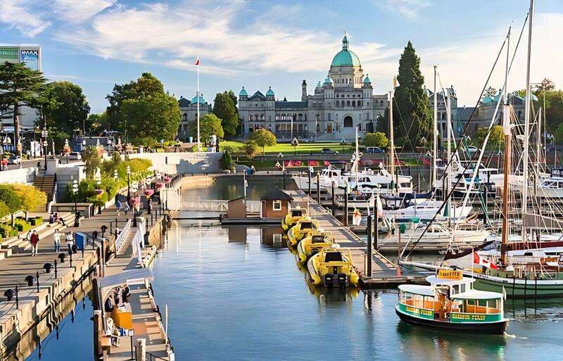 Day Trip from Vancouver to Victoria and Butchart Gardens - Butchart Gardens: themed wonder in about two hours