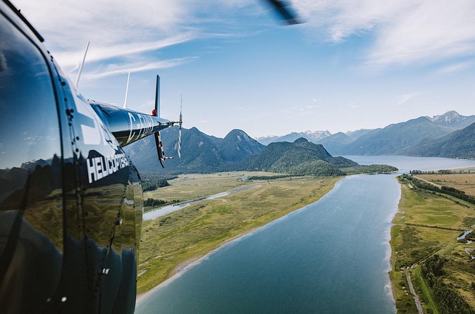 Discovery Flight Experience (Depart SKY Hangar) - Timing, group size, and planning around weather