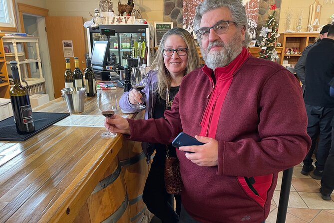 Elegance Unforgettable Tesla Wine Tour & Lunch - Stop 2: Township 7 Vineyards, Where the Sparkling Future Starts