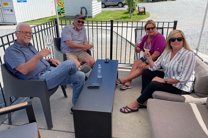 Elegance Unforgettable Tesla Wine Tour & Lunch - Stop 3: Backyard Vineyards and the Big “BC Grapes at Home” Feel