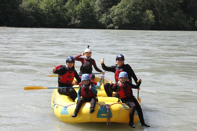 Family Friendly Cheakamus Splash Rafting - Getting to Squamish from Whistler without car stress