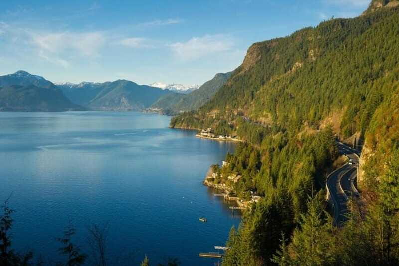 From Vancouver: Whistler Tour with Shannon Falls and Gondola - Getting there and back: meeting points, early starts, and traffic