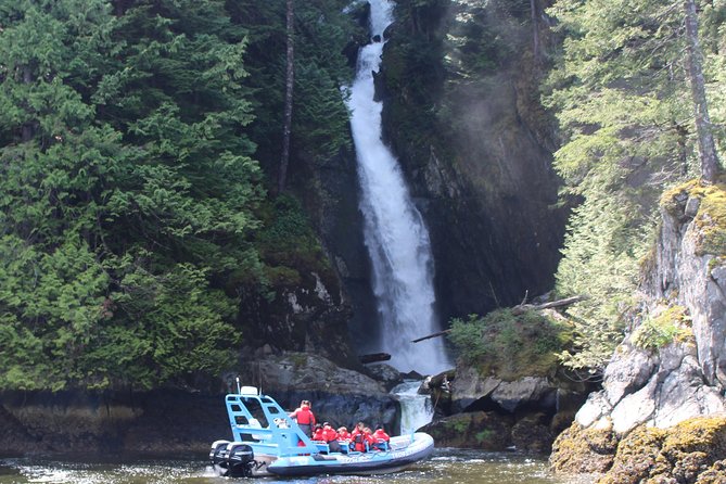 Granite Falls Zodiac Tour by Vancouver Water Adventures - Zodiac speed from Granville Island to Siwash Rock