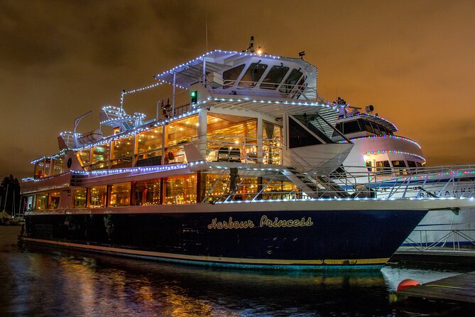 New Year's Eve Dinner Cruise through Vancouver Harbor - Seating, Reserved Tables, and Group Planning
