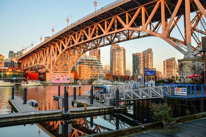 Photography & Hiking in Nature - A 10:00 am photo plan that makes Vancouver easier