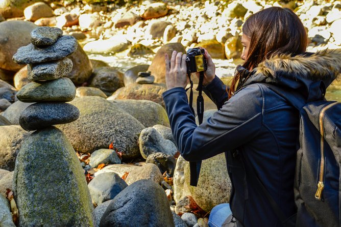 Photography & Hiking in Nature - Crossing Lions Gate and snapping the bridge and seawall viewpoints