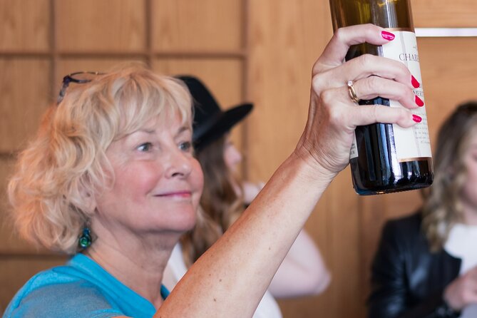 Premium Fraser Valley and White Rock Private Wine Tour - Glass House Estate Winery: family story, four representative tastings, and border-close views