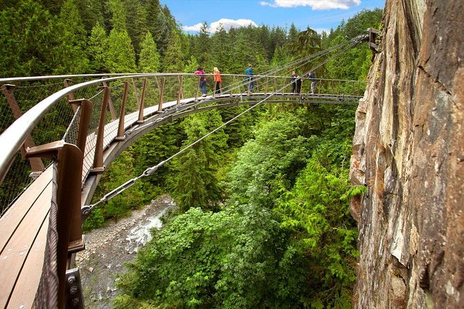 Private Tour: Vancouver Sightseeing and Capilano Suspension Bridge - Capilano Suspension Bridge Park: The Main Event