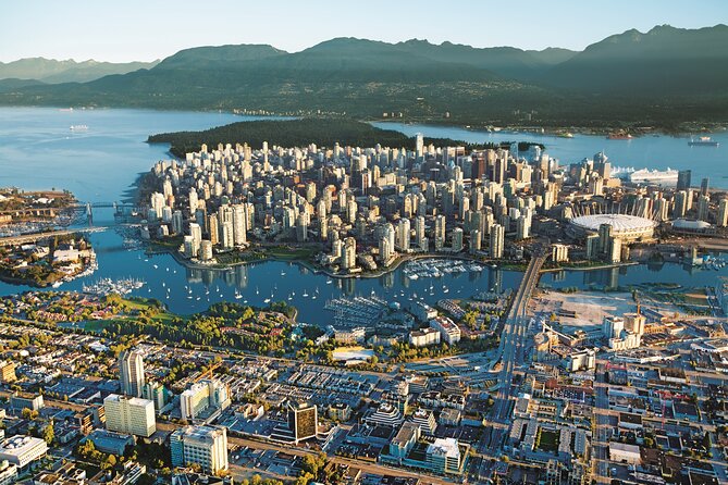 Private Transfer from City of Vancouver to Vancouver Airport (YVR) - Why this kind of transfer beats DIY to YVR