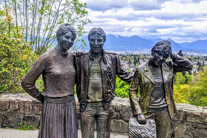 Private Vancouver ALL IN ONE Full Day City Tour with 20 Attractions - Robson Street and Burrard Bridge: city views with a story