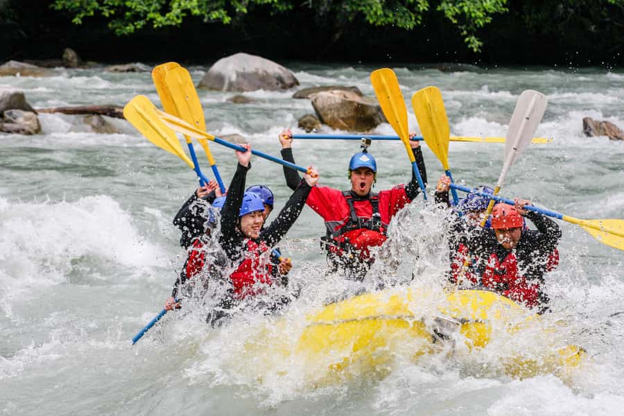 Squamish: Wet and Wild Elaho Exhilarator Rafting Experience - After the Rapids: Executive Suites Resort Perks That Matter