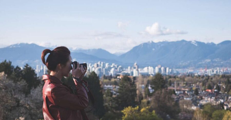 Sunset Bus Tour: Stanley Park & English Bay Photostops - Price and Value: Is $31 Worth It for Two Hours?