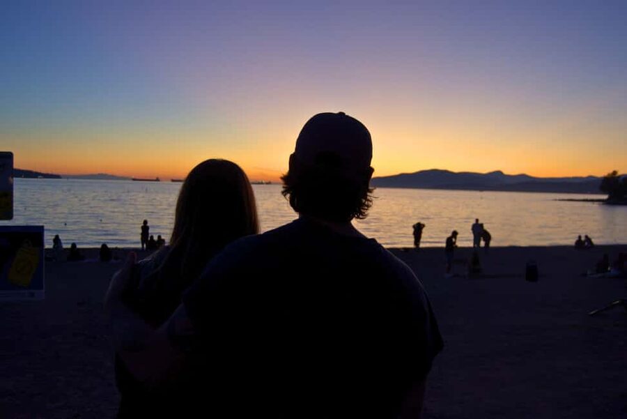 Sunset Bus Tour: Stanley Park & English Bay Photostops - Should You Book This Sunset Bus Tour of Stanley Park and English Bay?