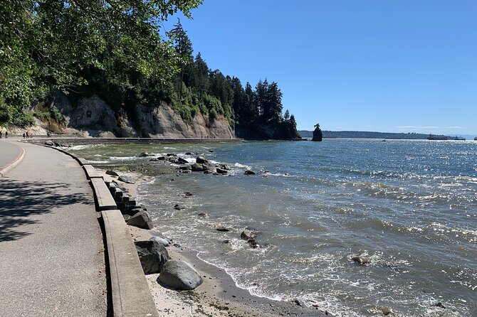 The Ultimate Stanley Park E-Bike Tour - Giant e-bikes, helmets, and the training that prevents stress