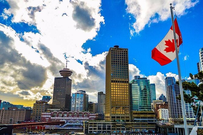 Vancouver 1-Day city tour - Queen Elizabeth Park: Highest Views, Quick Nature Break
