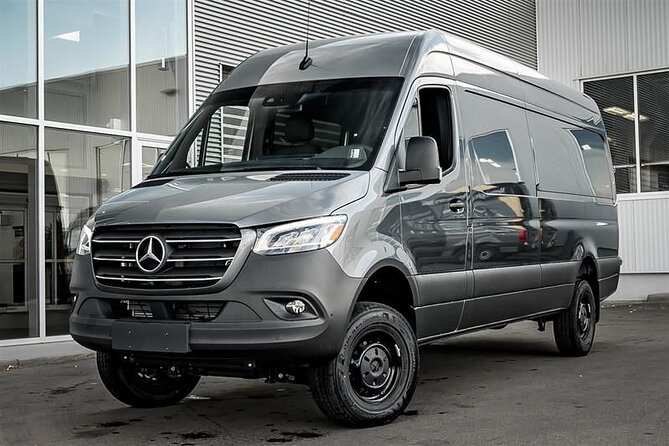 Vancouver Airport to-or-from Whistler by Express (One-Way) - Entering Whistler Mode With a 2-Hour YVR Shuttle