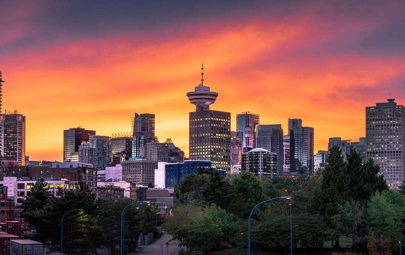 Vancouver: Attractions by Twilight Guided Tour with Dinner - Timing and comfort: what the 5 hours really means