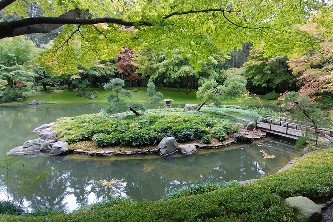 Vancouver Botanical Gardens & Museum Private Explorer - Museum of Anthropology: First Nations arts in the spotlight