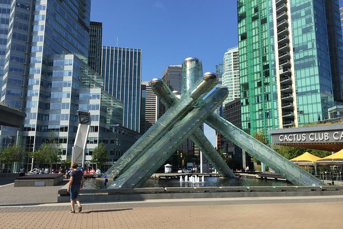 Vancouver City Finest Private Tour - Queen Elizabeth Park and Little Mountain: a short skyline hit