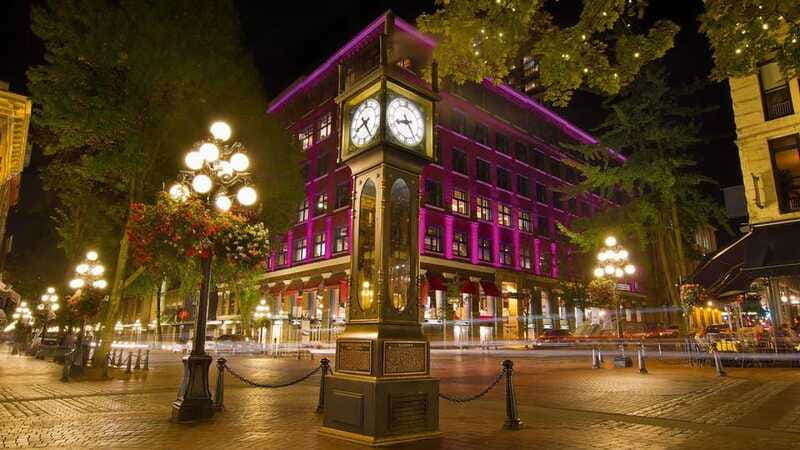 Vancouver: City Highlights Bus Tour - Chinatown and Gastown: Millennium Gate to the steam clock feel