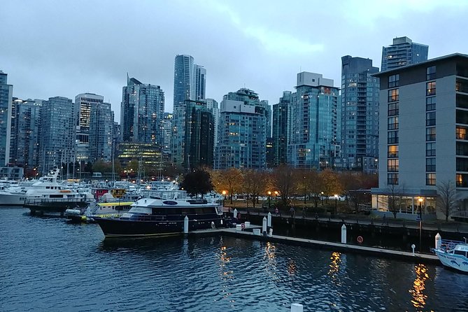 Vancouver City Highlights Explorer Private Tour - Robson Street, the city’s shopping pulse