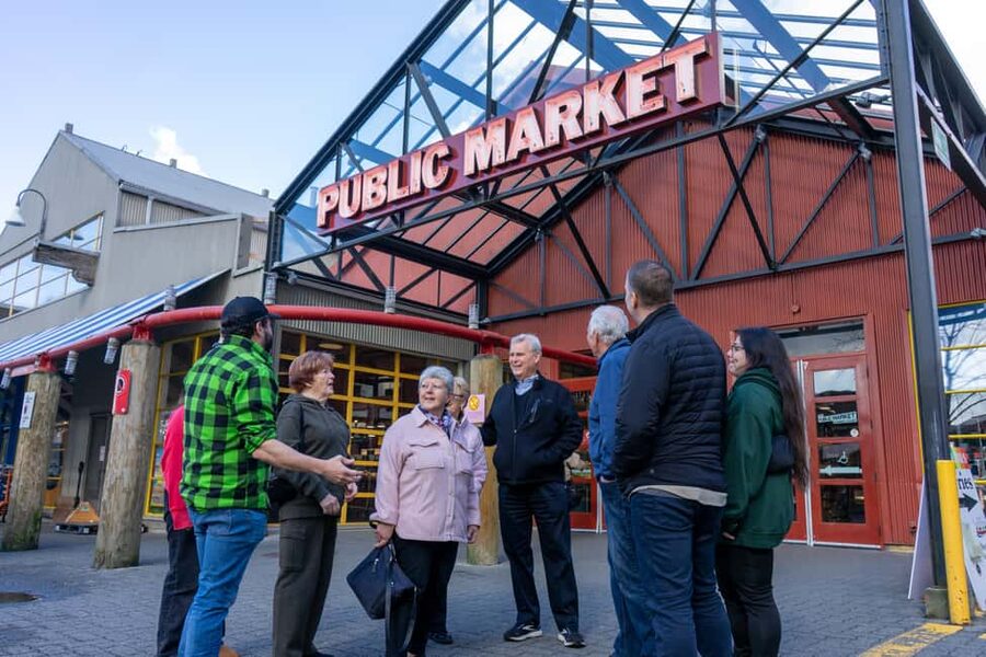 Vancouver: City Highlights & Vancouver Lookout Tour - Key things that make this tour work