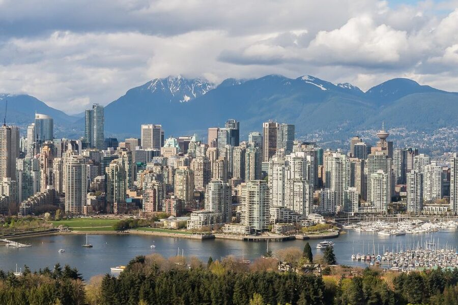 Vancouver: City Highlights & Vancouver Lookout Tour - Price and value: Why $84 can be a smart first day