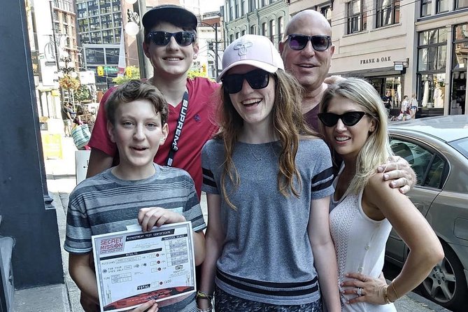 Vancouver City Sightseeing Adventure: spy game Secret Mission - Vancouver Lookout: use the view before or after you play