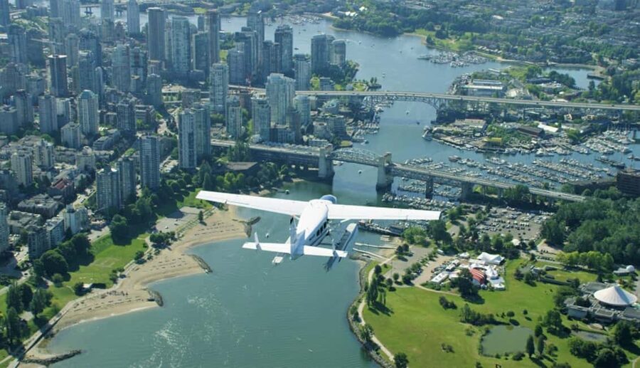 Vancouver: City Skyline Scenic Seaplane Flight - Boarding and takeoff: what the water-to-sky moments feel like