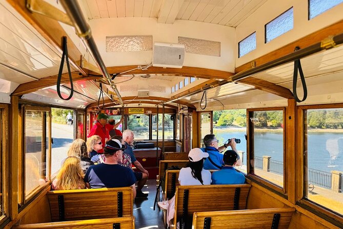 Vancouver City Tour: Stanley Park, Granville Island & False Creek - Comfort, seating, and pacing on a 4.5-hour trolley