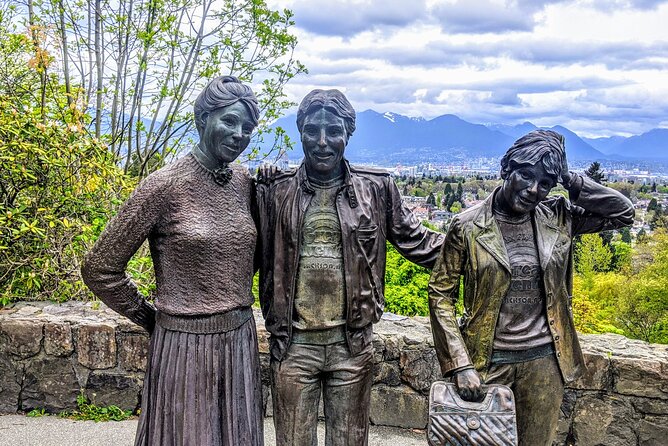 Vancouver city Tour with all attractions - Canada Place and the waterfront: quick, iconic, and useful for planning