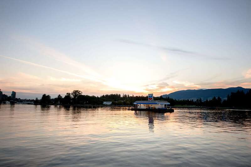 Vancouver: Evening Cruise with Dinner Buffet - Deck Time for Photos and Evening Views