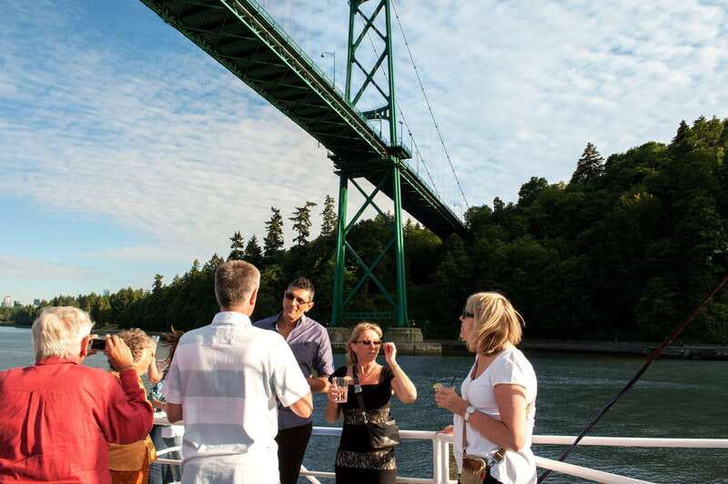 Vancouver: Evening Cruise with Dinner Buffet - Drinks, Tables, and the Small Details That Change the Night