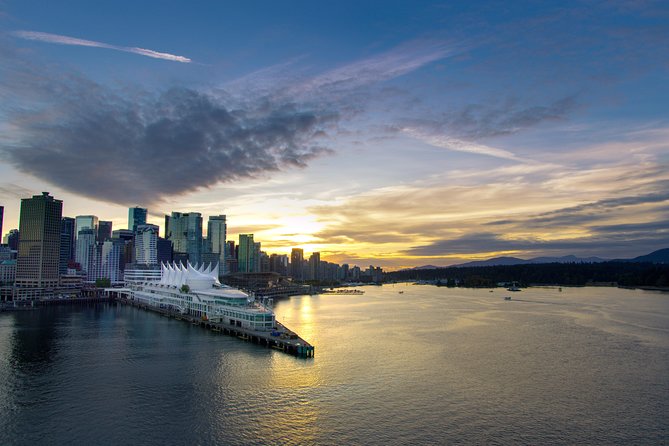 Vancouver Evening Tour: Stanley Park & English Bay Photostops - Meet at Canada Place, Then Start With Gastown’s Steam Clock