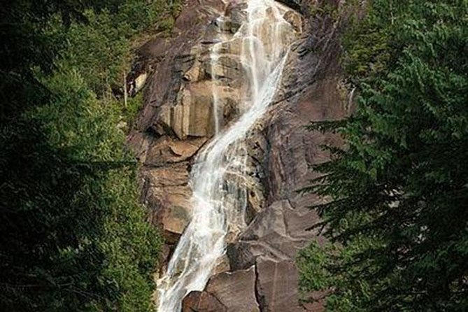Vancouver family tour Squamish with Porteau Cove and Britannia Mine Private - Porteau Cove Provincial Park: shoreline exploring near Squamish