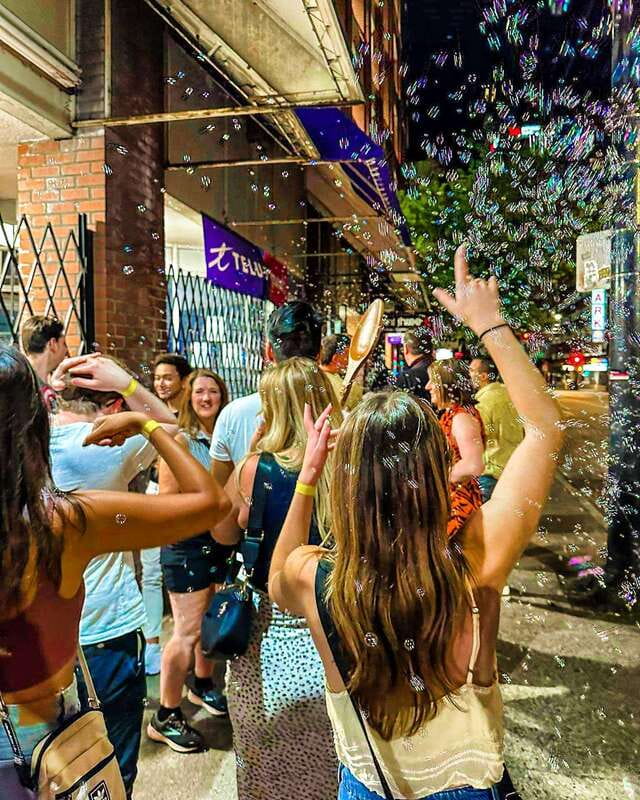 Vancouver: Gastown Pub Crawl - Line Skipping and Free Cover: The Real Logistics Win