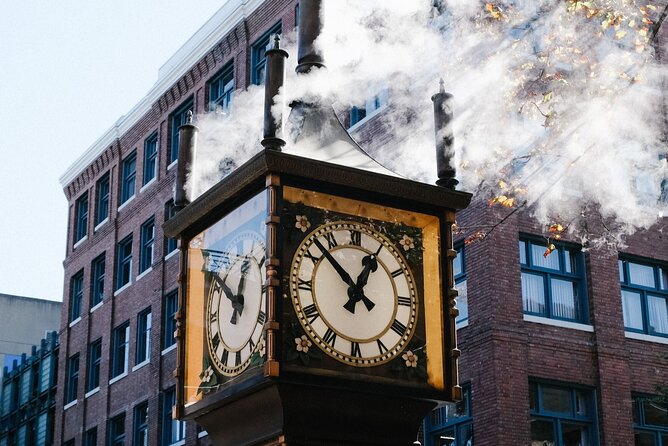 Vancouver Gastown Scavenger Hunt - Waterfront Station Finish: Wrap the Game Up, Then Keep Exploring