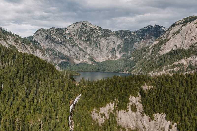 Vancouver: Helicopter Tour with Backcountry Beer Tasting - Weather and timing: why coastal mountains can change fast