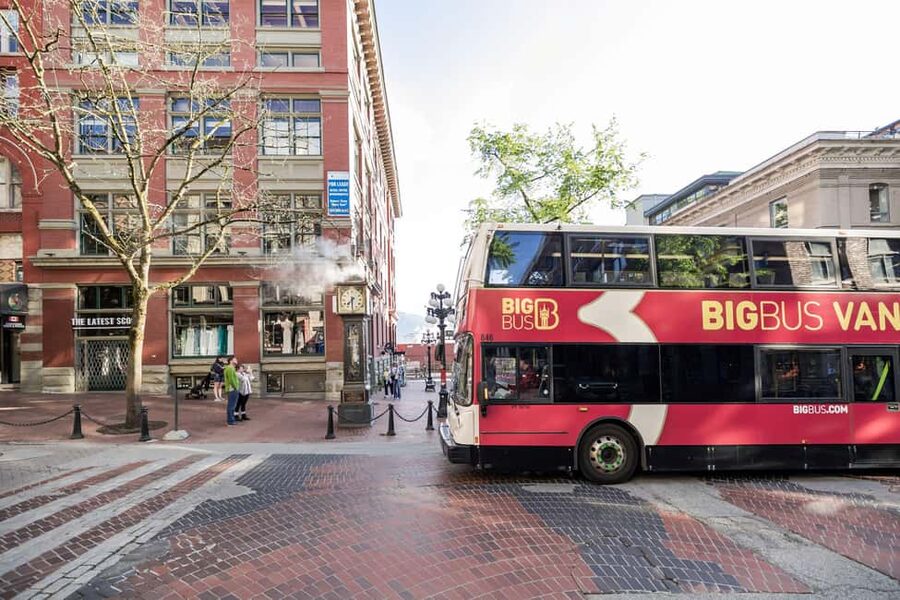 Vancouver: Hop-on Hop-off Sightseeing Tour with 10 Stops - Where to start: Canada Place, right by the action