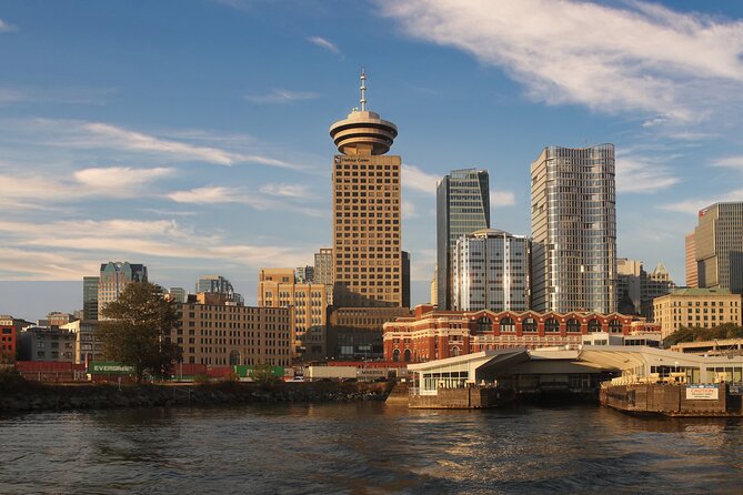 Vancouver Lookout Admission Ticket - Price and value: is $16.96 worth the view?